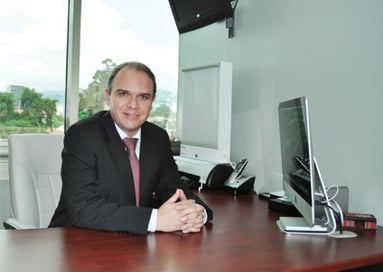 Dr. Hugo Roberto Arriaga Morales - Centros Hospitalarios la Paz